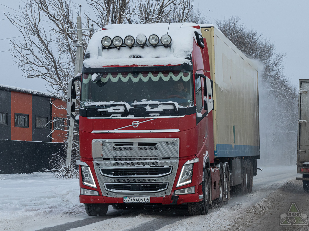 Алматинская область, № 775 AUN 05 — Volvo ('2012) FH.500