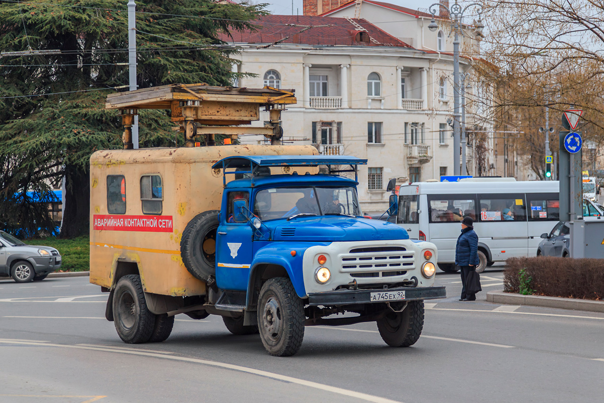 Севастополь, № А 745 ЕХ 92 — ЗИЛ-130