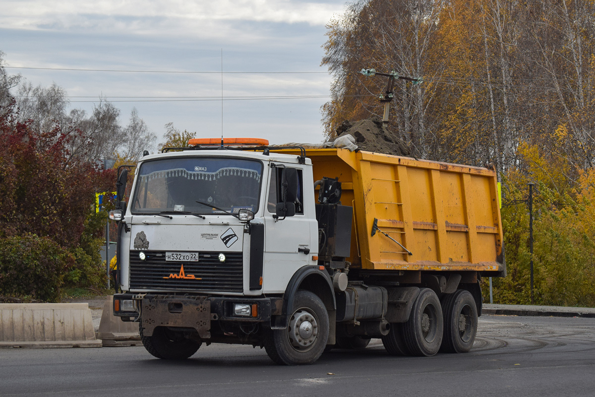 Алтайский край, № Н 532 ХО 22 — МАЗ-5516X5