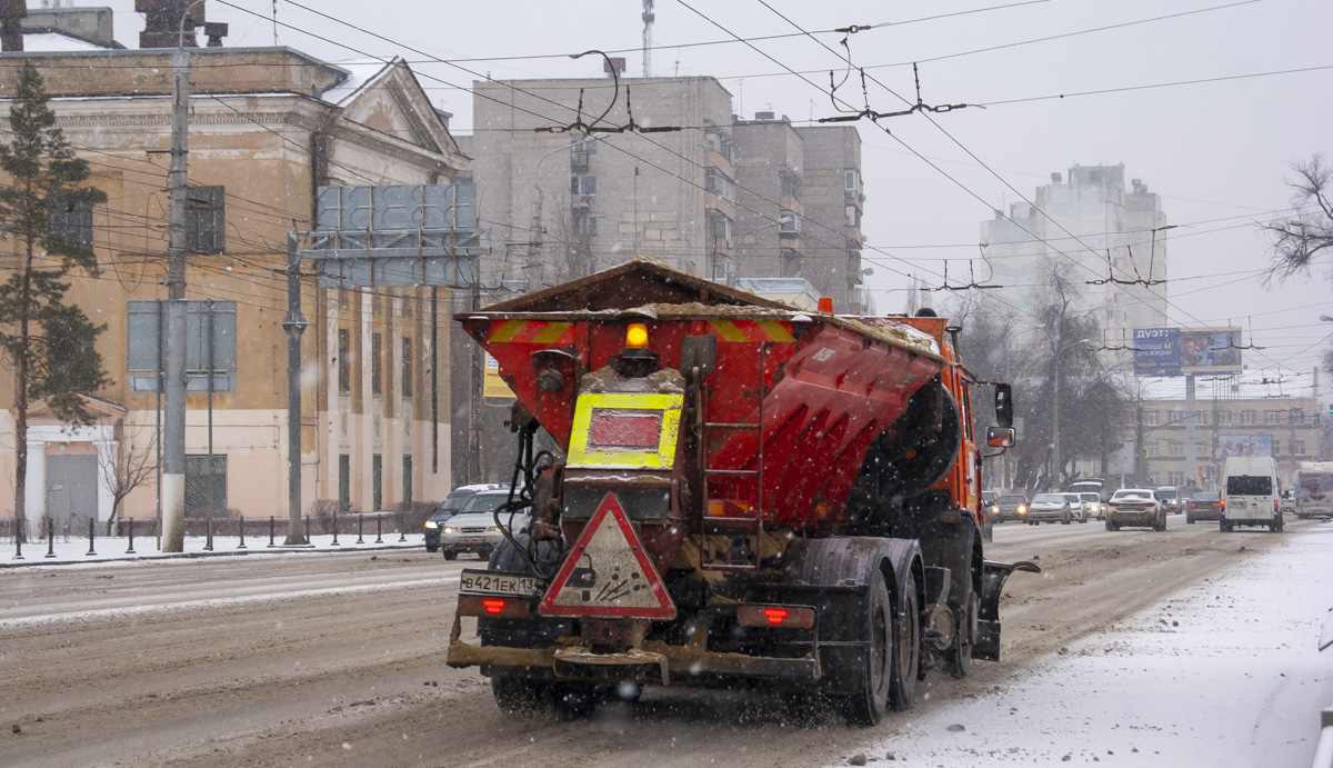 Волгоградская область, № В 421 ЕК 134 — КамАЗ-65115-62