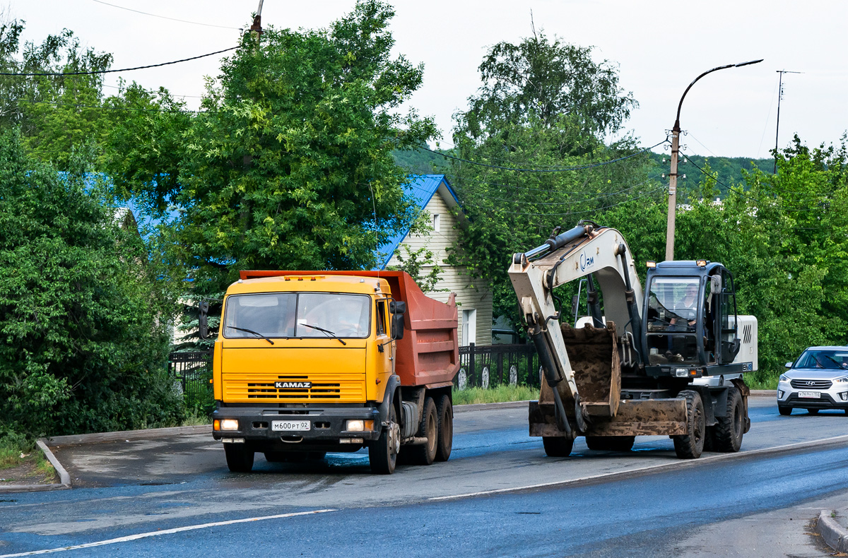 Башкортостан, № М 600 РТ 02 — КамАЗ-54115-15 [54115R]; Башкортостан, № 7782 МУ 02 — ЕК-18