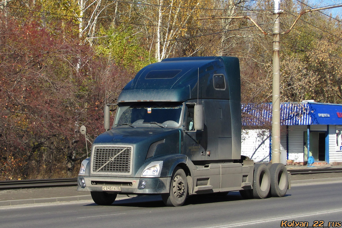 Алтайский край, № С 245 ТА 22 — Volvo VNL670