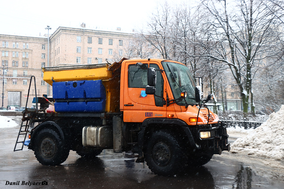 Санкт-Петербург, № 145 — Mercedes-Benz Unimog U400