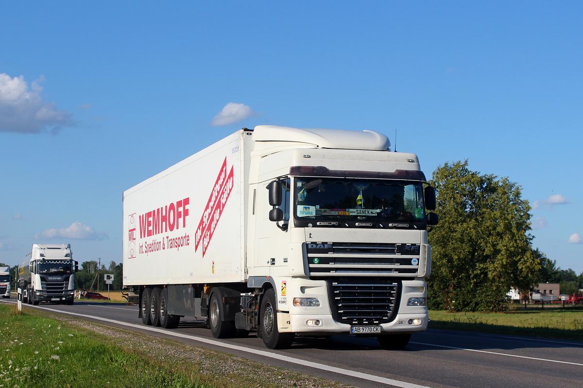 Винницкая область, № АВ 9770 СК — DAF XF105 FT