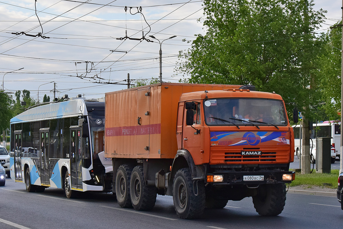 Волгоградская область, № 563 — КамАЗ-43114-15 [43114R]