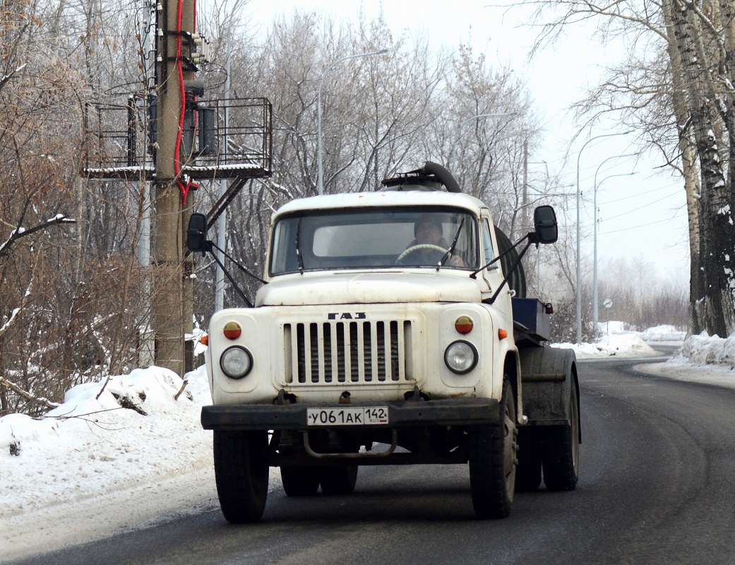 Кемеровская область, № У 061 АК 142 — ГАЗ-53-19