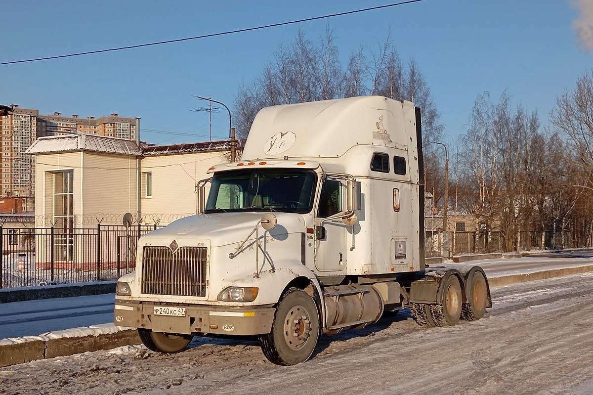 Ленинградская область, № Р 240 КС 47 — International 9400