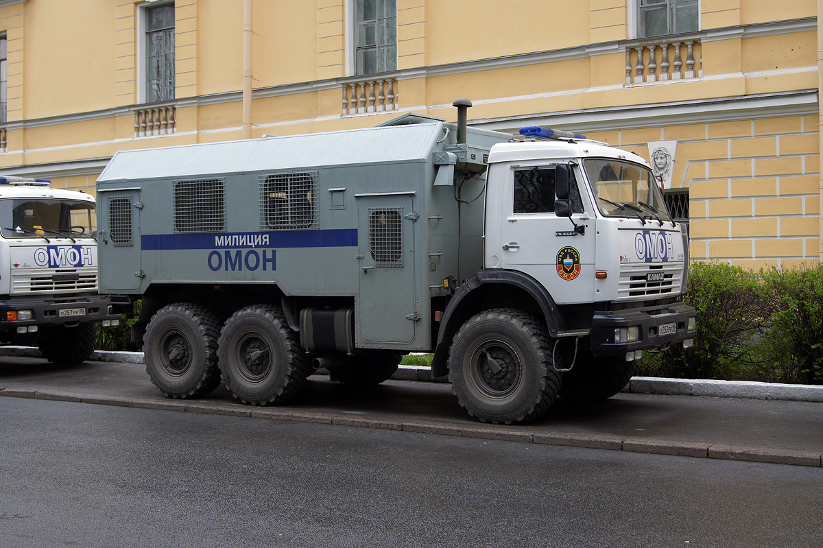 Санкт-Петербург, № О 253 РР 98 — КамАЗ-43114 (общая модель)