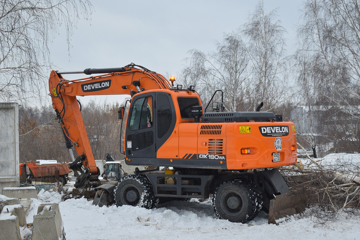 Алтайский край, № 2525 АС 22 — Doosan DX190W