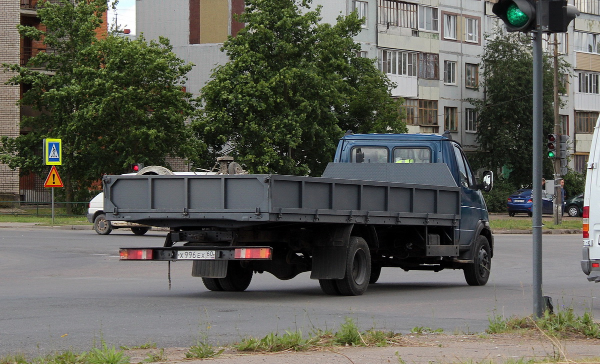 Псковская область, № Х 996 ЕХ 60 — ГАЗ-33104 "Валдай"