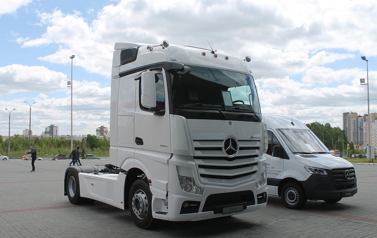 Челябинская область, № (74) Б/Н 0121 — Mercedes-Benz Actros ('2018); Челябинская область — Автомобили без номеров; Челябинская область — Новые автомобили