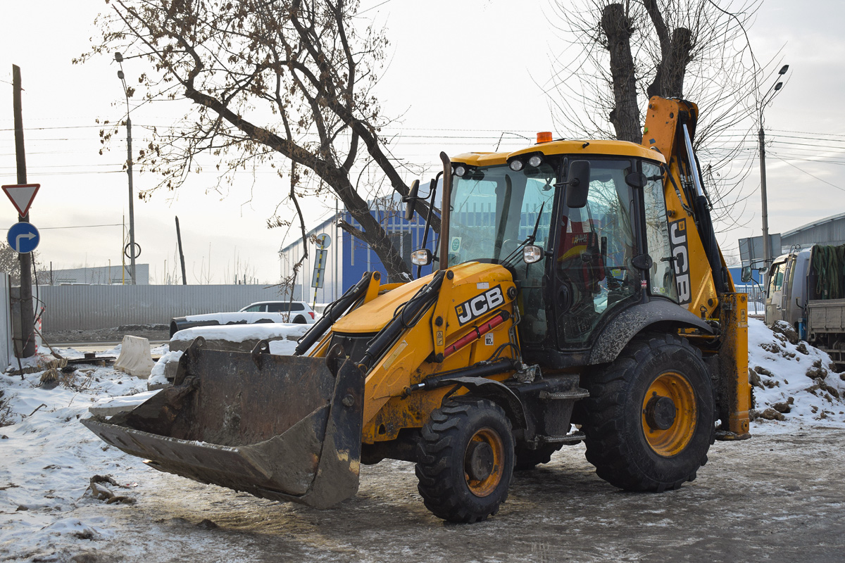 Алтайский край, № ATD 793 F — JCB 3CX