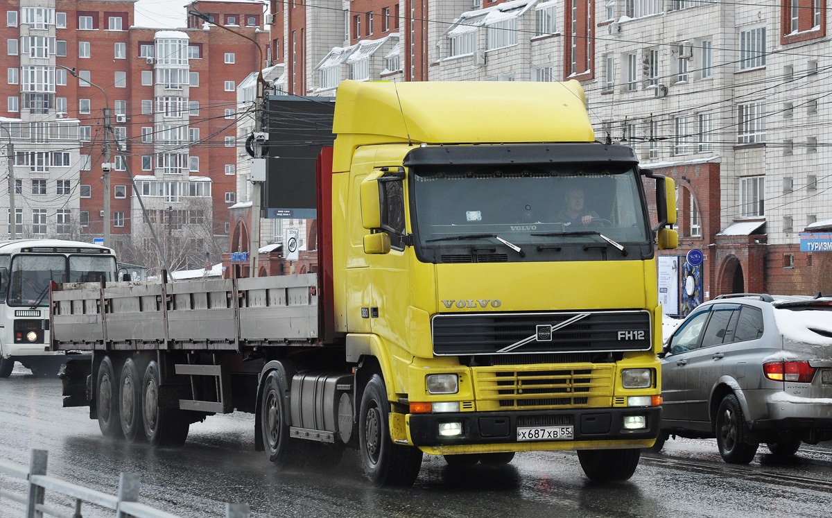 Омская область, № Х 687 ХВ 55 — Volvo ('1993) FH12.380