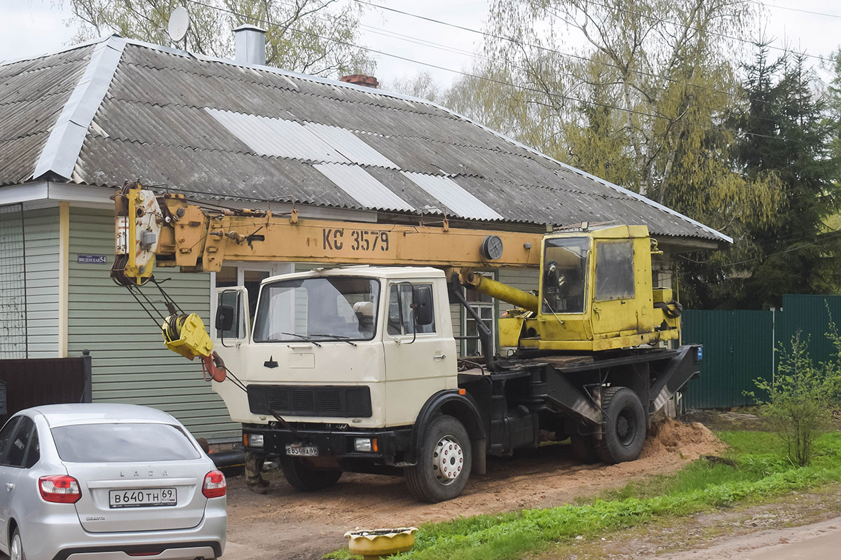 Тверская область, № Е 854 ВА 69 — МАЗ-5337 [533700]