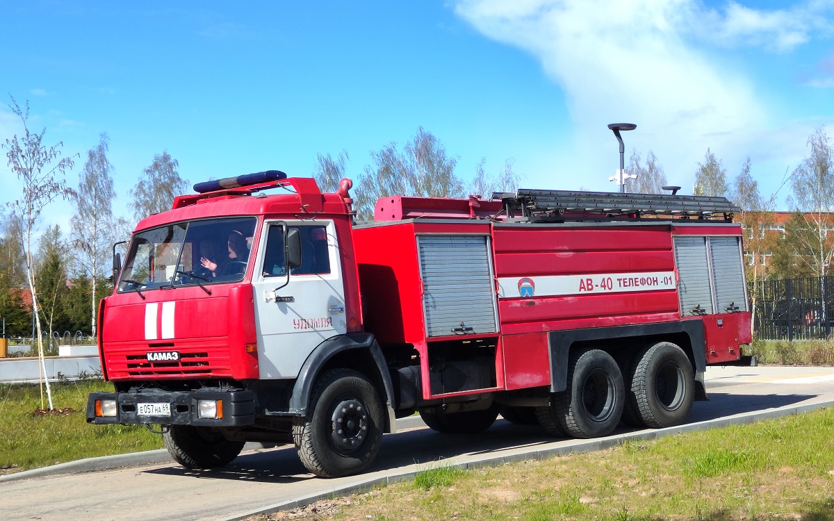 Тверская область, № Е 057 НА 69 — КамАЗ-53215 [532150]