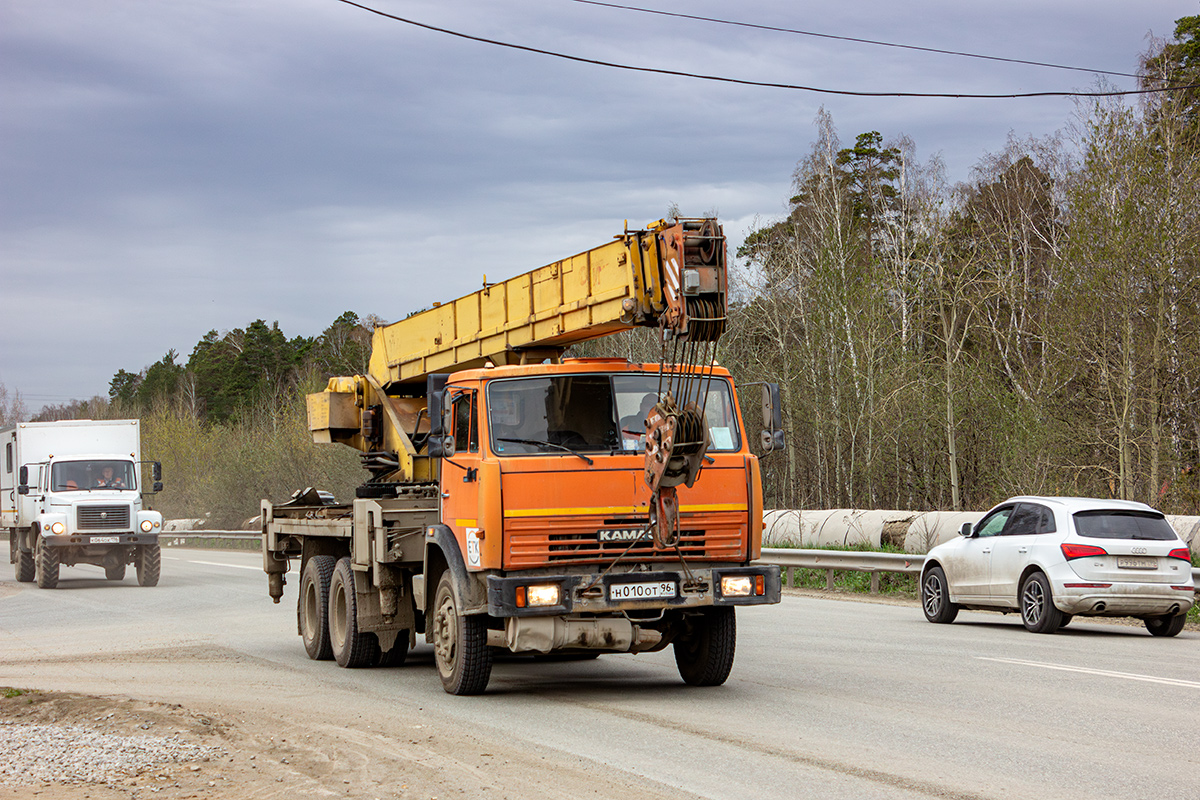 Свердловская область, № Н 010 ОТ 96 — КамАЗ-53215-15 [53215R]