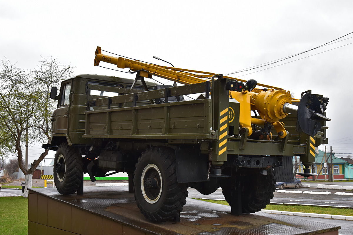 Свердловская область, № (66) Б/Н 0168 — ГАЗ-66 (общая модель); Свердловская область — Автомобили на постаментах; Техника на постаментах, памятники (Свердловская область) Свердловская область, № (66) Б/Н 0168 — ГАЗ-66 (общая модель); Свердловская область — Автомобили на постаментах; Техника на постаментах, памятники (Свердловская область)