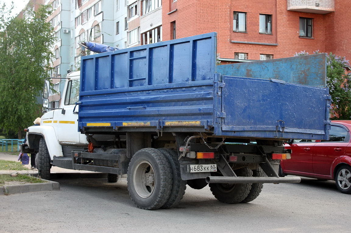 Псковская область, № Н 683 КК 60 — ГАЗ-3309