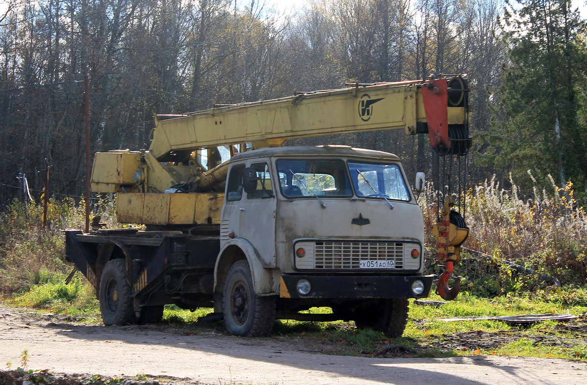 Псковская область, № Х 051 АО 60 — МАЗ-5334