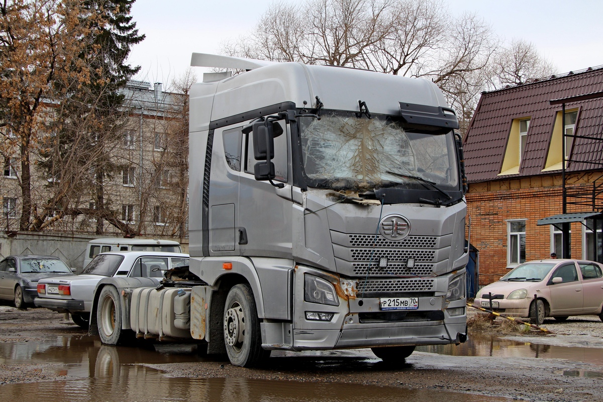 Томская область, № Р 215 МВ 70 — FAW JH6 (общая модель) Томская область, № Р 215 МВ 70 — FAW JH6 (общая модель)