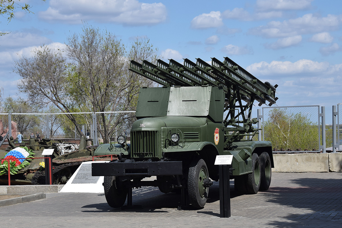 Волгоградская область, № (34) Б/Н 0003 — ЗИС-151; Волгоградская область — Автомобили на постаментах; Техника на постаментах, памятники (Волгоградская область) Волгоградская область, № (34) Б/Н 0003 — ЗИС-151; Волгоградская область — Автомобили на постаментах; Техника на постаментах, памятники (Волгоградская область)