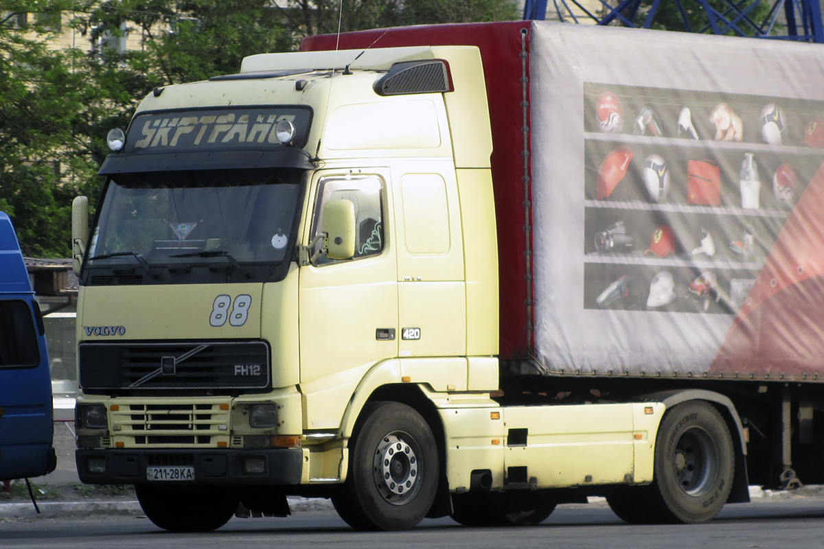 Киев, № 88 — Volvo ('1993) FH12.420 Киев, № 88 — Volvo ('1993) FH12.420
