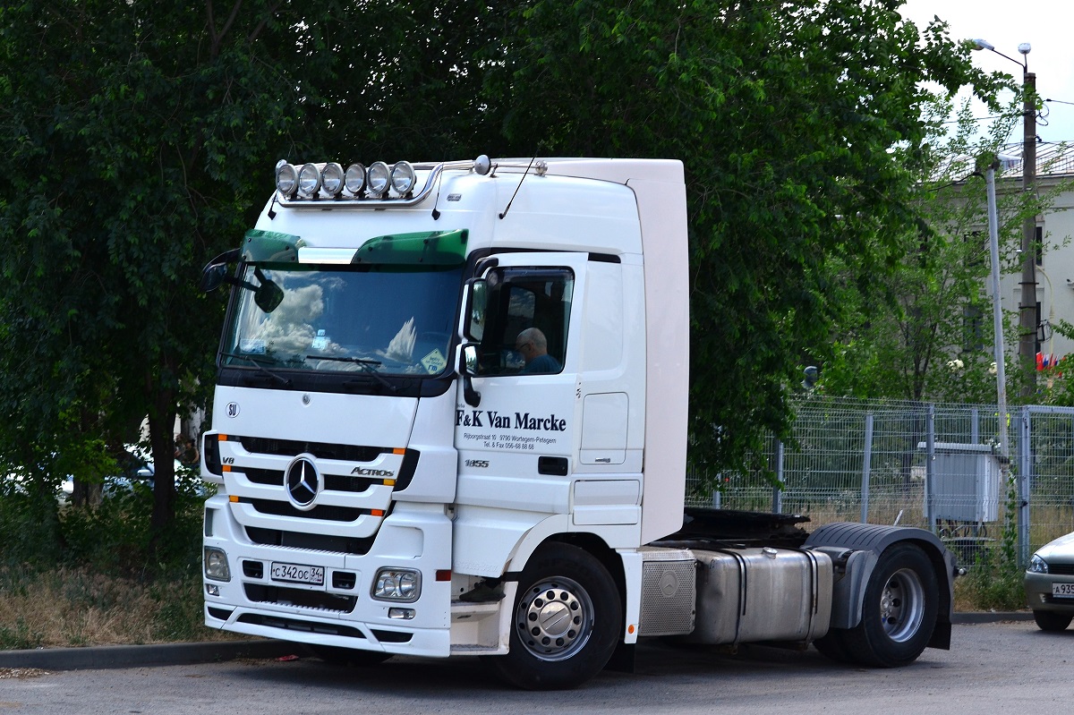 Волгоградская область, № С 342 ОС 34 — Mercedes-Benz Actros ('2003)