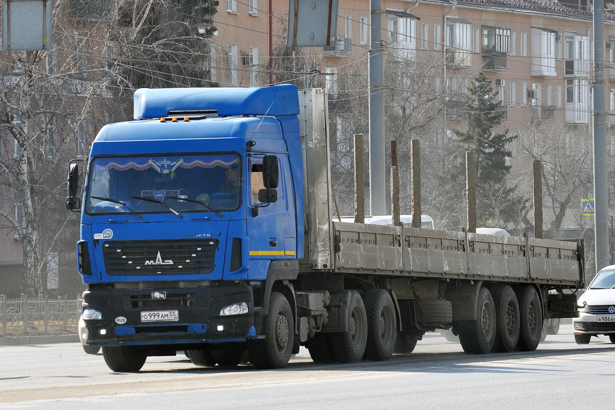 Омская область, № О 999 АМ 55 — МАЗ-6430B9