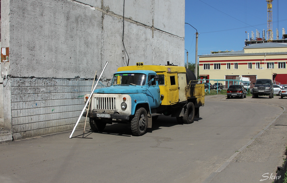 Алтайский край, № М 325 ВУ 22 — ГАЗ-53-12