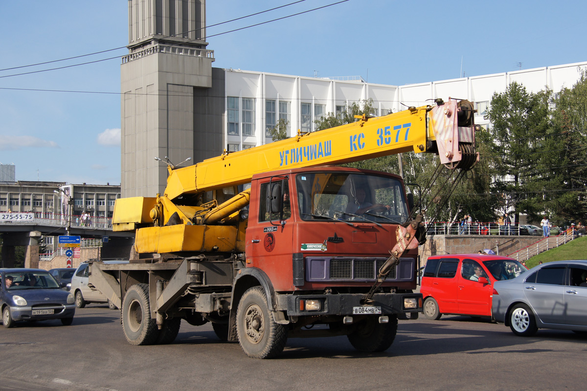 Красноярский край, № В 084 МВ 24 — МАЗ-5337 [533700]