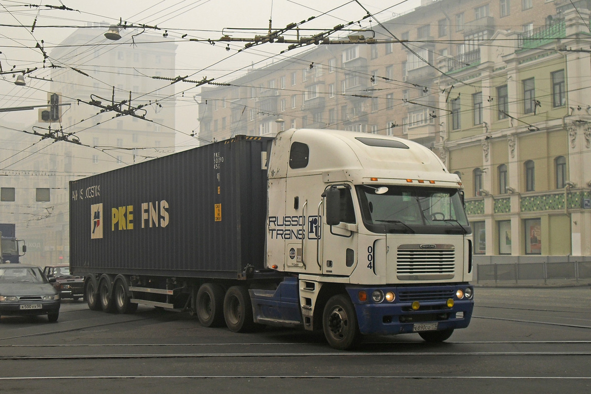 Москва, № Е 890 СО 177 — Freightliner Argosy