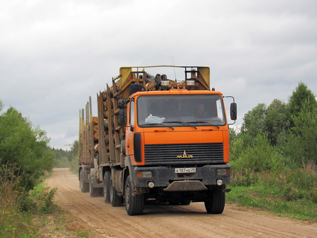 Архангельская область, № К 107 НЕ 29 — МАЗ-6418