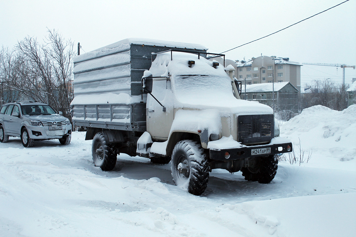 Ямало-Ненецкий автоном.округ, № М 241 АР 89 — ГАЗ-3309