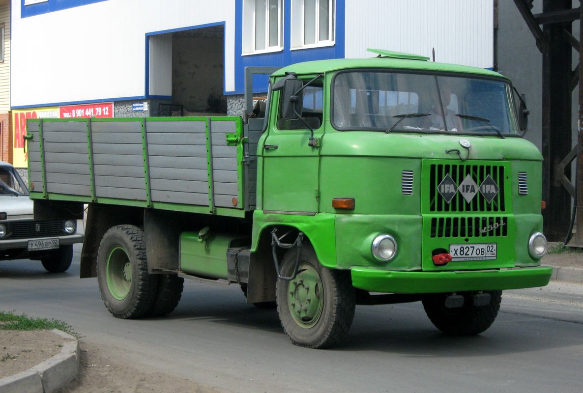 Башкортостан, № Х 827 ОВ 02 — IFA W50L