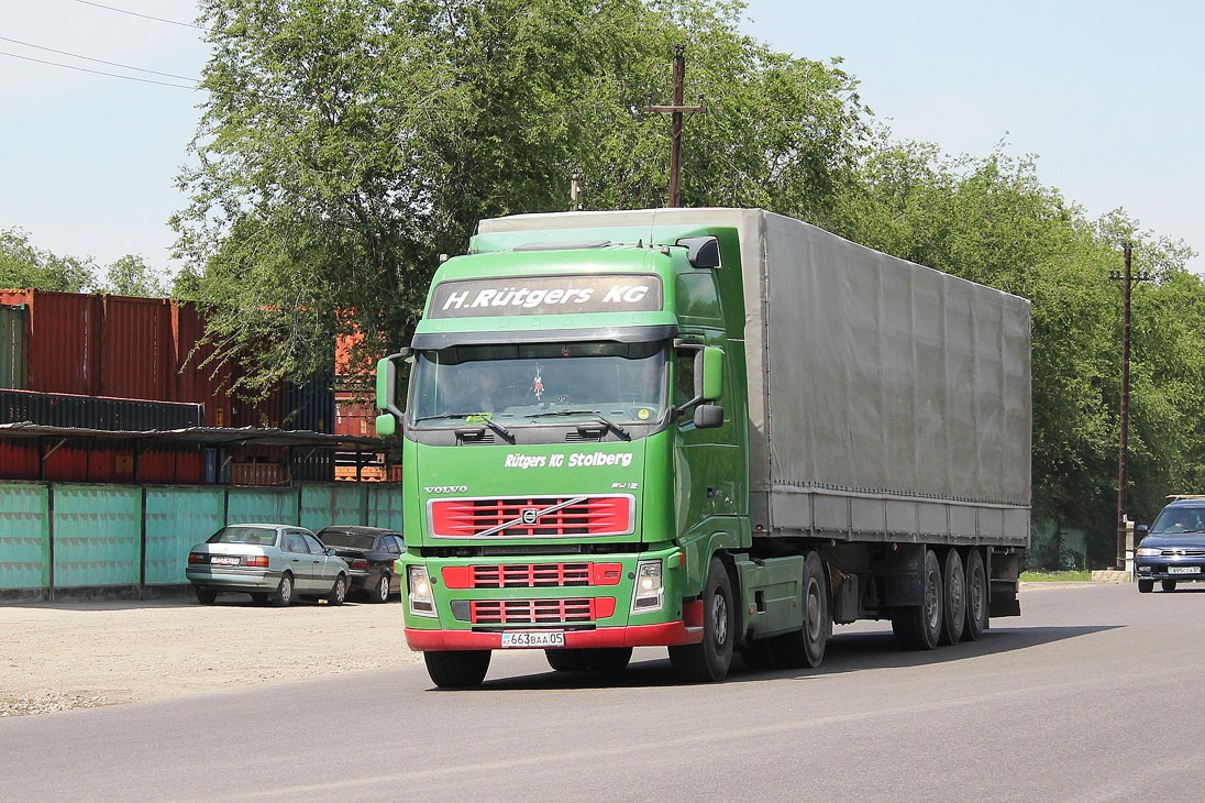 Алматинская область, № 663 BAA 05 — Volvo ('2002) FH-Series