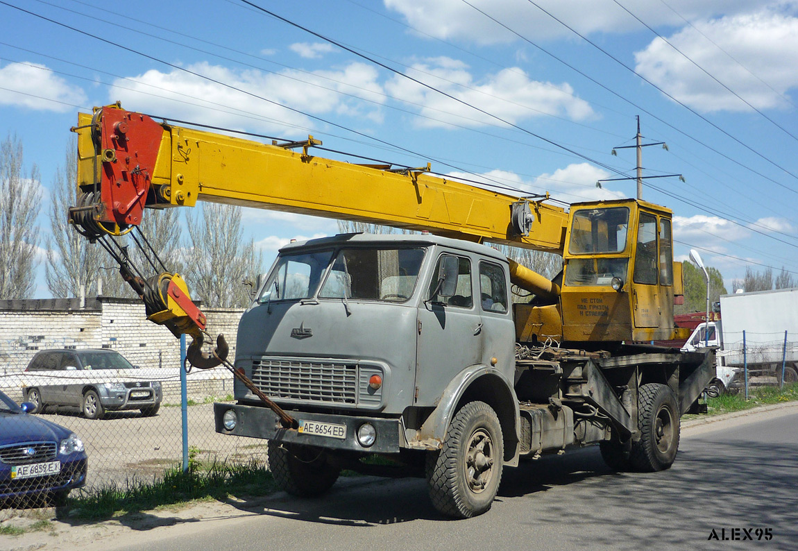 Днепропетровская область, № АЕ 8654 ЕВ — МАЗ-5334