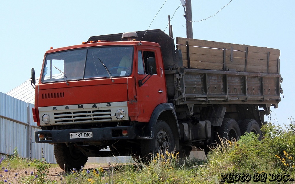 Восточно-Казахстанская область, № F 187 DK — КамАЗ-5320