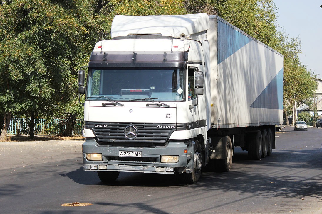 Алматы, № A 213 YWM — Mercedes-Benz Actros ('1997) 1840