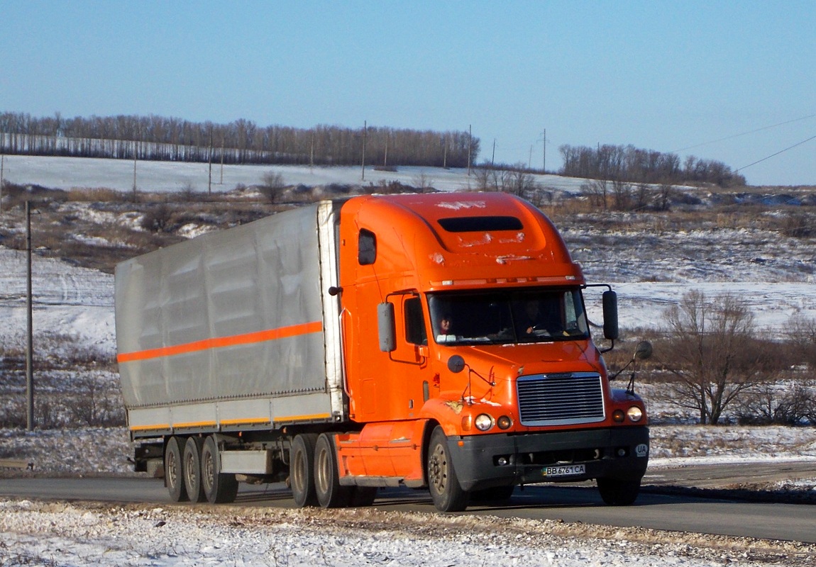 Луганская область, № ВВ 6761 СА — Freightliner Century Class