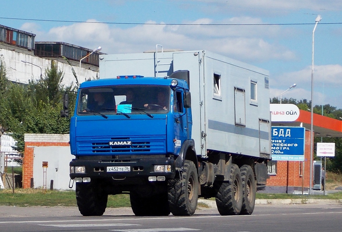 Воронежская область, № Х 452 ТЕ 36 — КамАЗ-43118-15 [43118R]