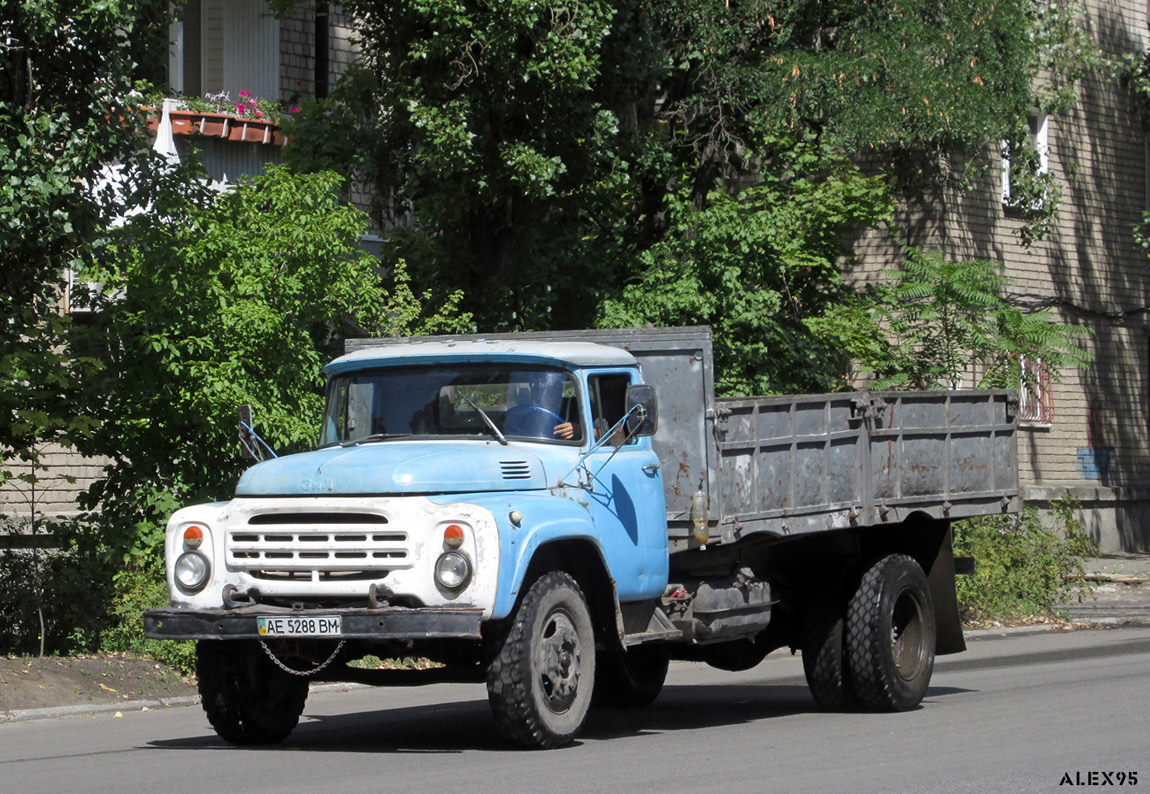 Днепропетровская область, № АЕ 5288 ВМ — ЗИЛ-431510