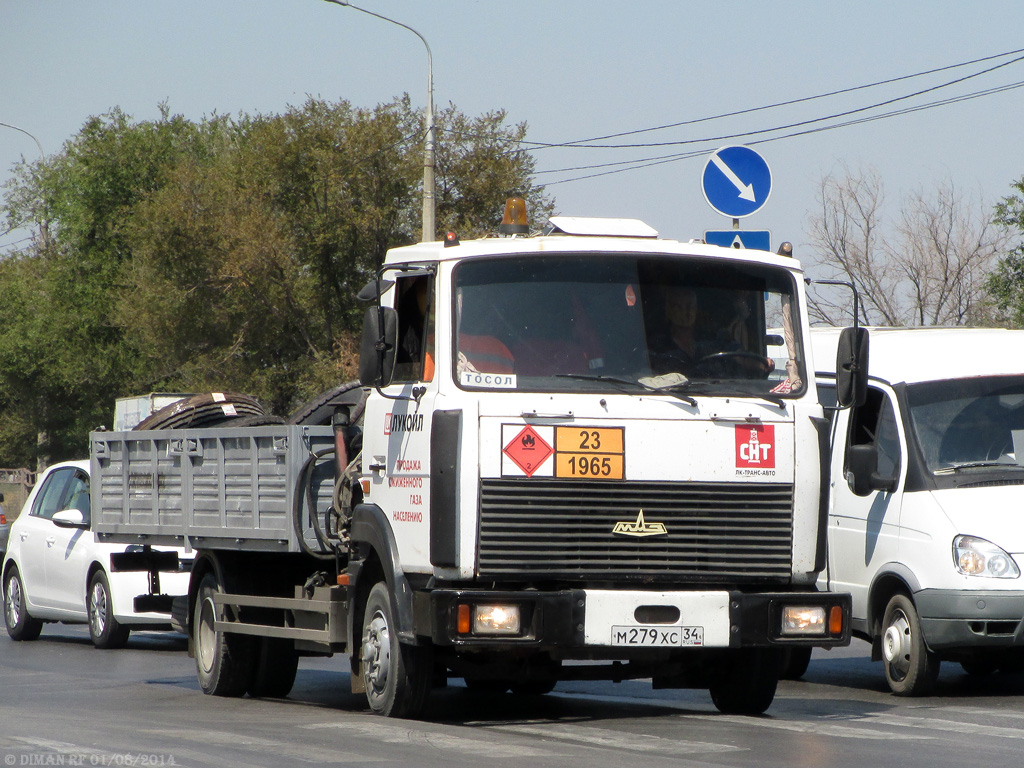 Волгоградская область, № М 279 ХС 34 — МАЗ-437041 "Зубрёнок"