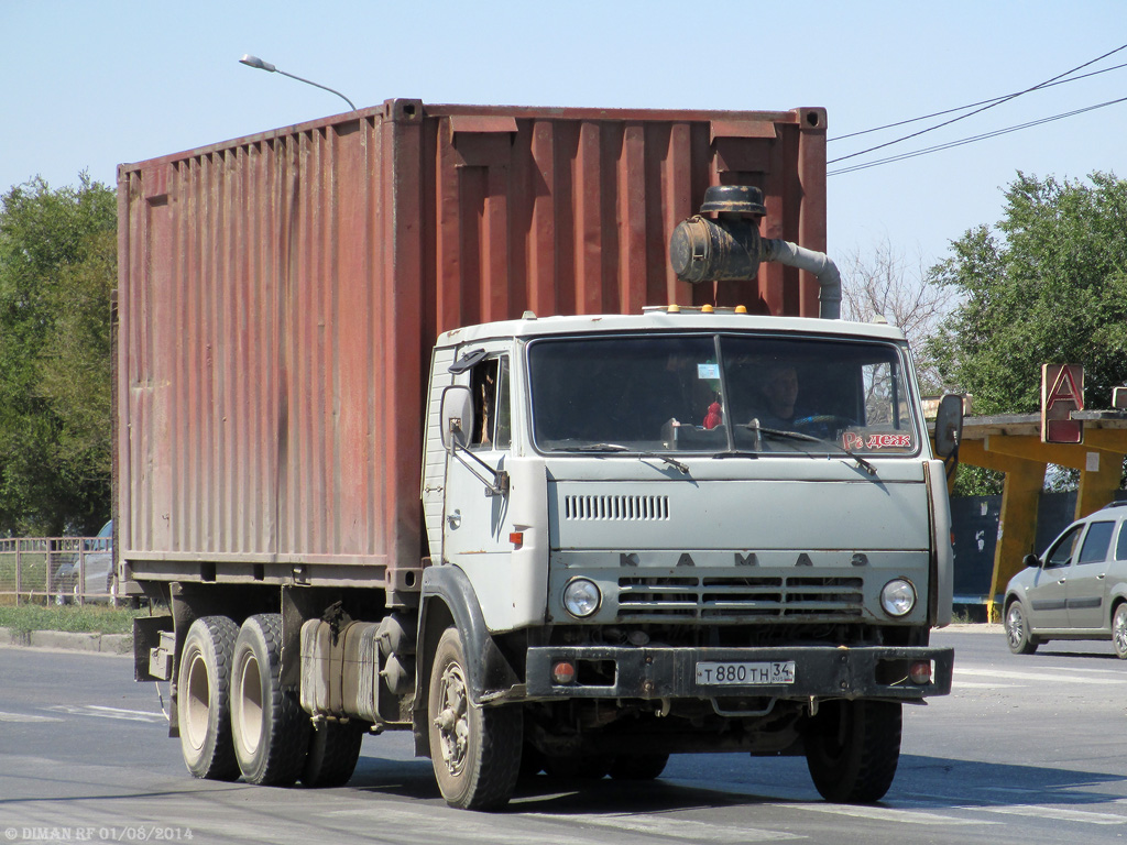 Волгоградская область, № Т 880 ТН 34 — КамАЗ-53212