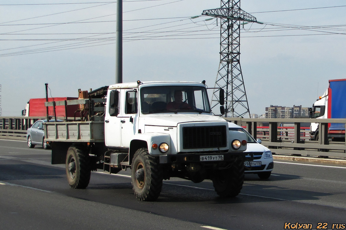 Санкт-Петербург, № В 419 УТ 98 — ГАЗ-33081 «Садко»