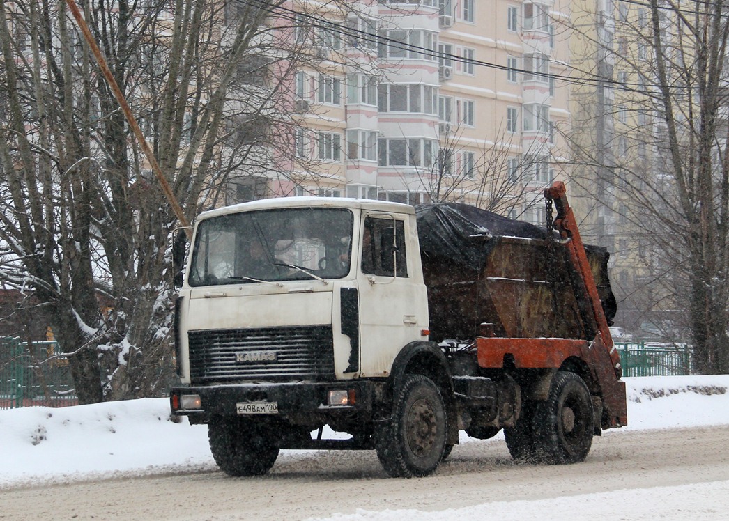 Московская область, № Е 498 АМ 190 — МАЗ-555102