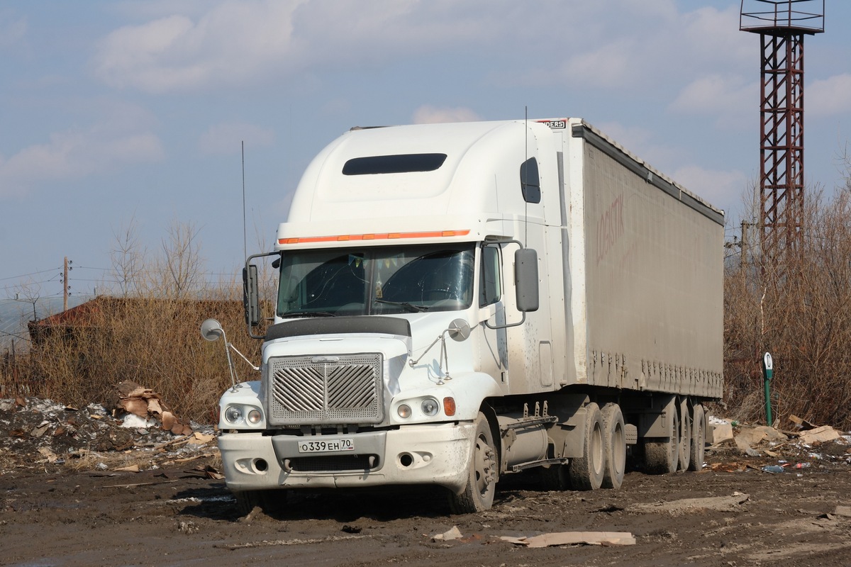 Томская область, № О 339 ЕН 70 — Freightliner Century Class