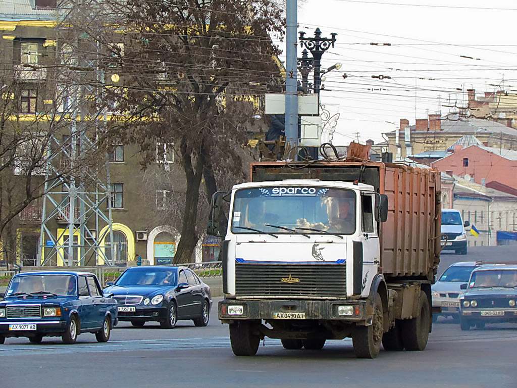 Харьковская область, № АХ 0490 АІ — МАЗ-533702