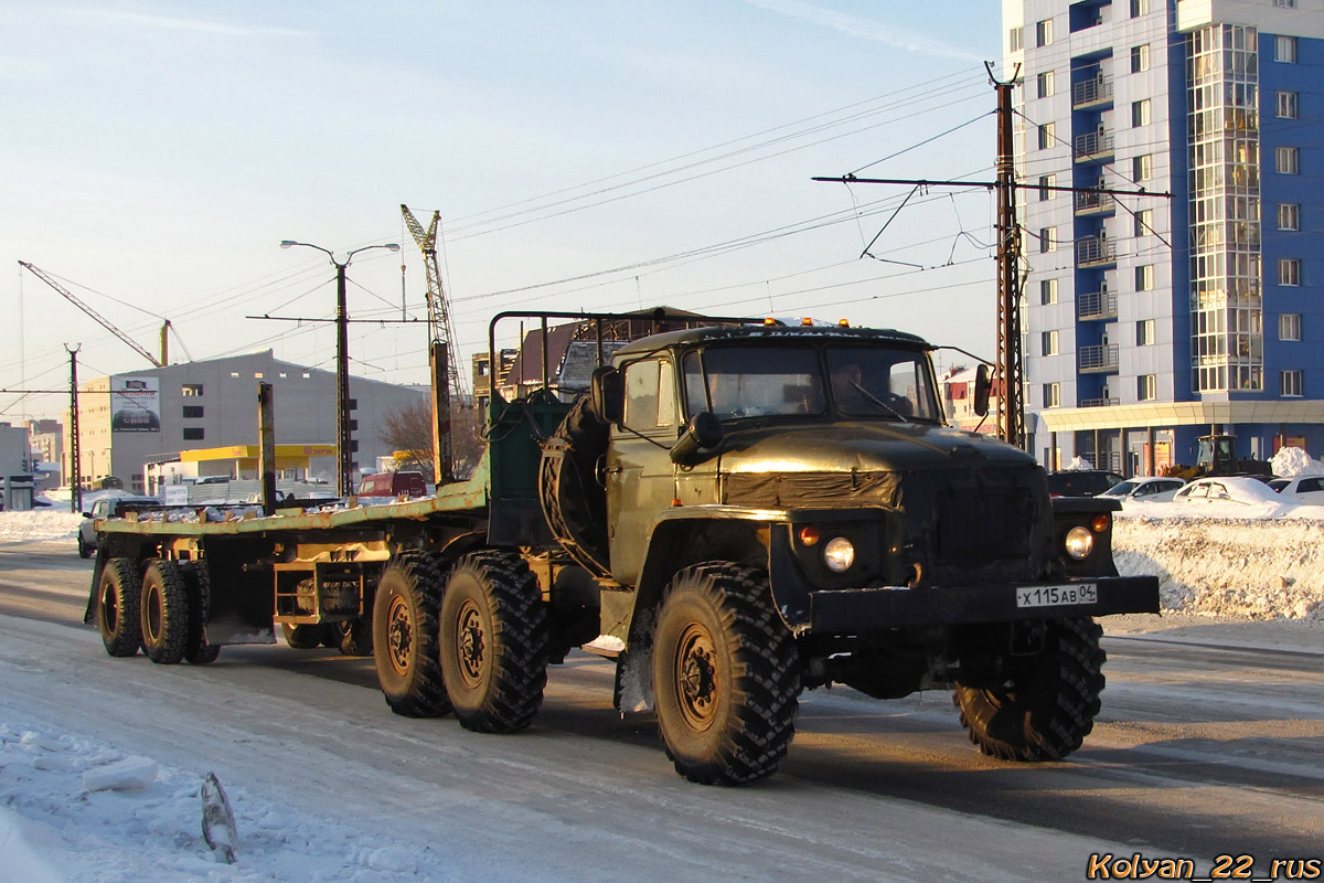 Алтай, № Х 115 АВ 04 — Урал-4420