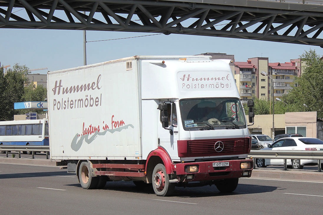 Восточно-Казахстанская область, № F 017 UZM — Mercedes-Benz SK (общ. мод.)