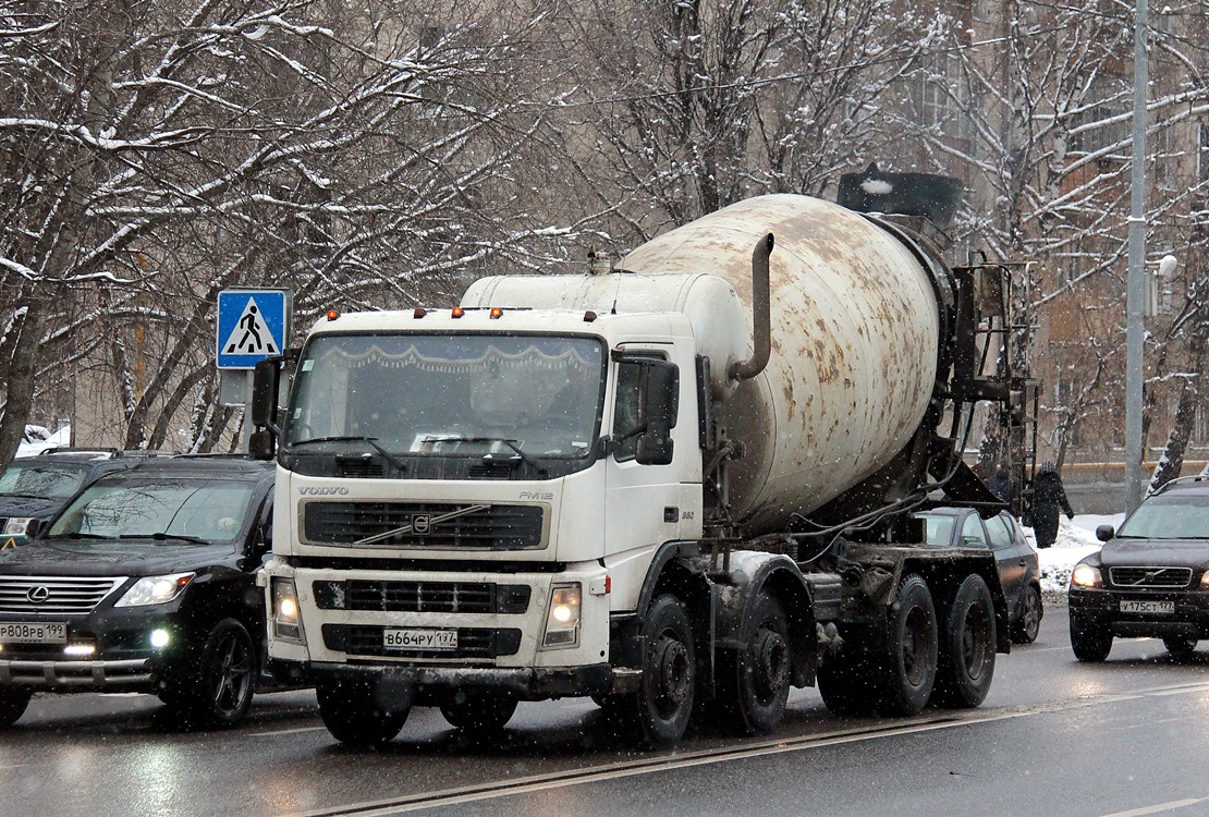 Москва, № В 664 РУ 197 — Volvo ('2002) FM12.380